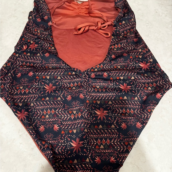 Patagonia Kupala One-Piece Swimsuit - Women's XL - Picture 3 of 4